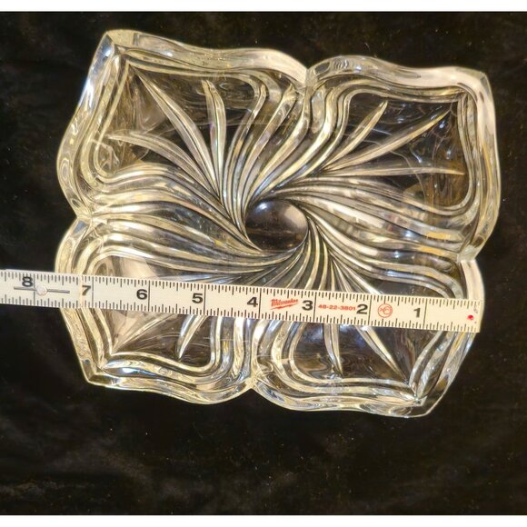 Mikasa "Spring Flair" or "Flores" Pattern Crystal Serving Dish - Picture 3 of 6